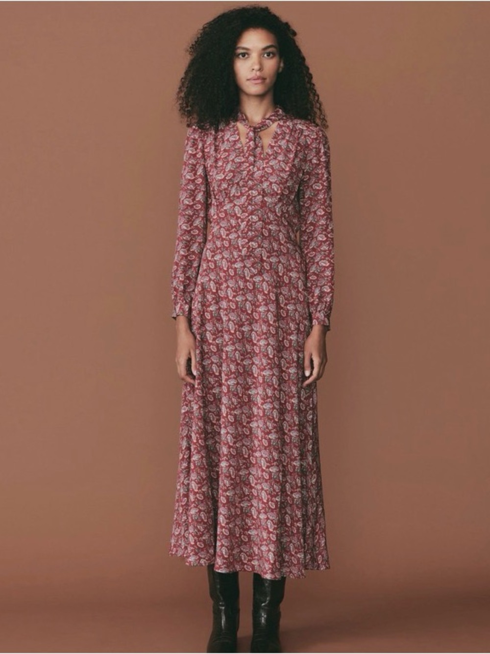 Doen Rose-Mauve Paisley Tie-Neck Maxi Dress